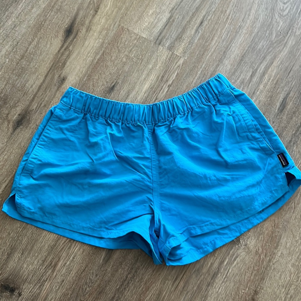 Patagonia women’s blue baggies size small